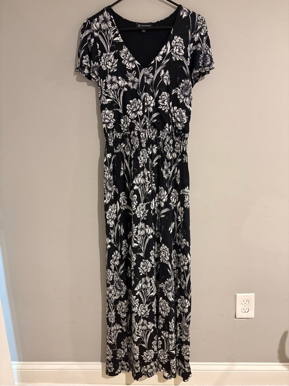 INC International Concepts Floral Maxi Dress Women’s M Black White Side Slit
